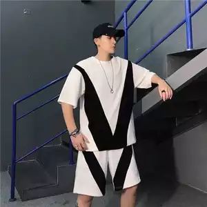 Set Black & White