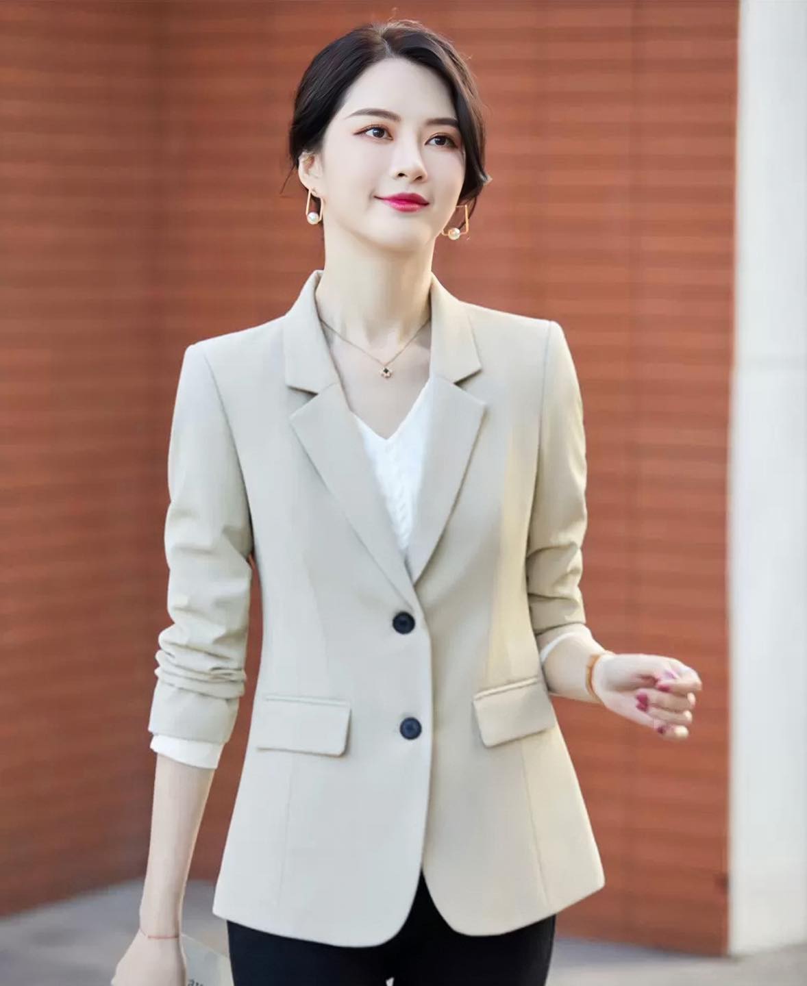 Áo vest bẻ tay dài xẻ tà sau VM23-001_thumbnail_2