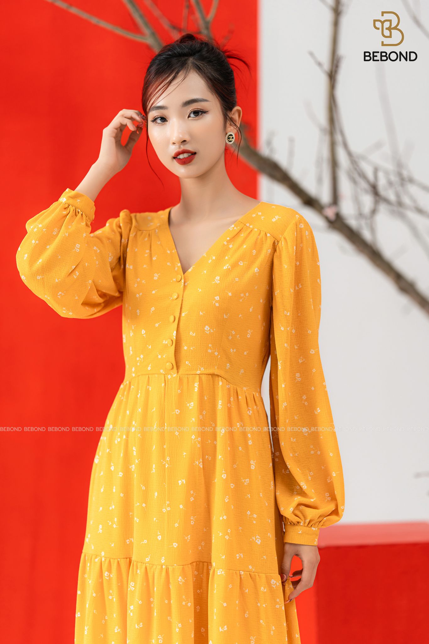 Đầm maxim cổ tim VÀNG HOA TRẮNG- Wendy Dress