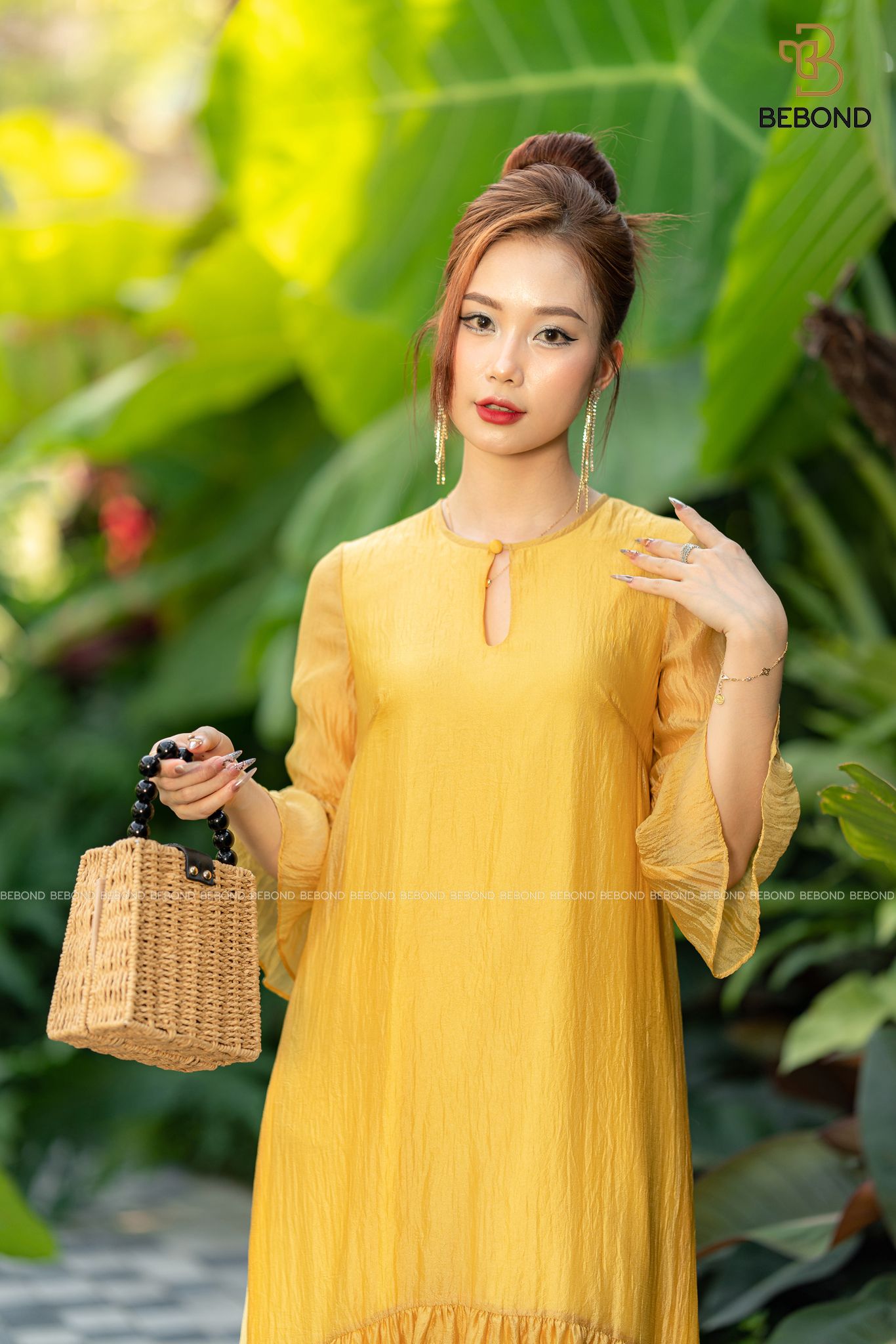ĐẦM SUÔNG BÈO CHÂN MÀU VÀNG- VIVIAN DRESS