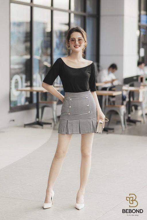 Chân váy thời trang nữ kẻ caro trắng đen - Viria Skirt