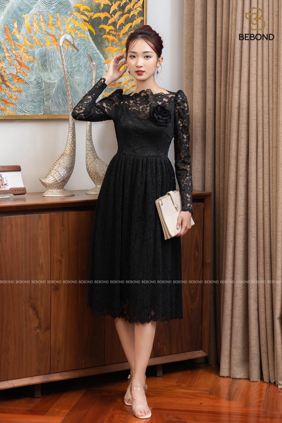 Đầm ren xếp ly cổ thuyền- Rowena Dress