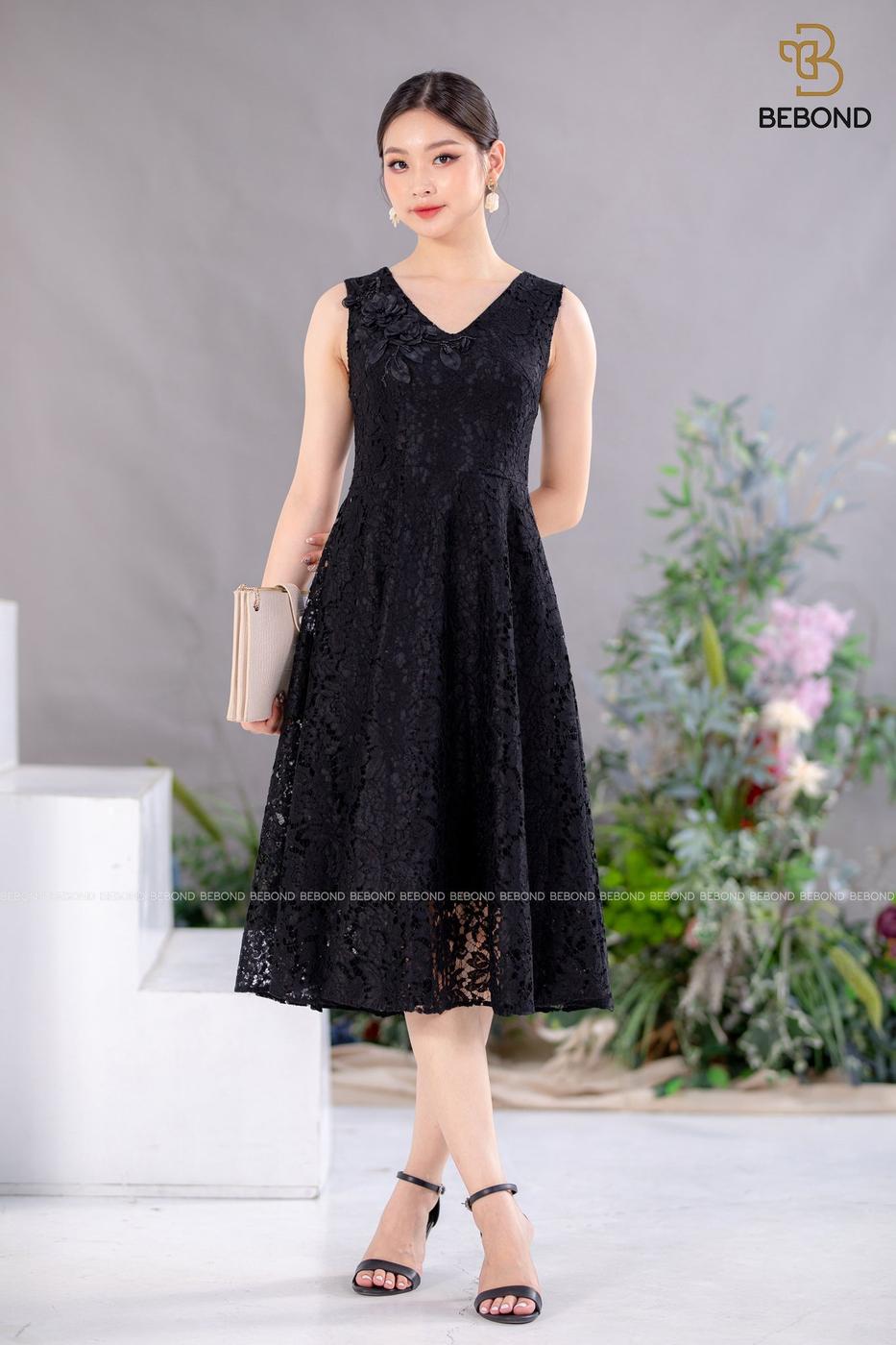 Đầm ren ĐEN đính hoa- Lily Dress