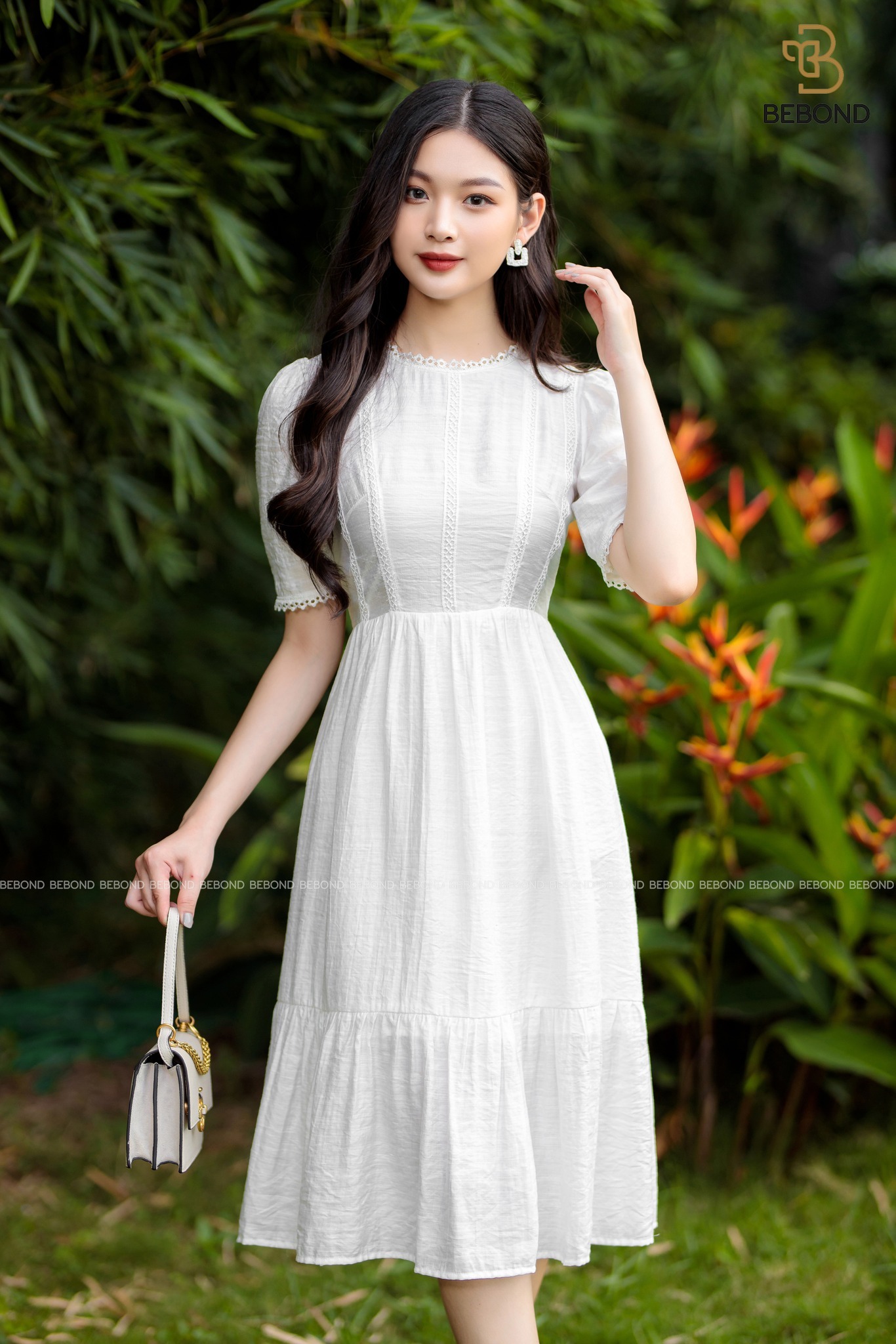 Đầm đũi trắng phối ren - Stunie Dress