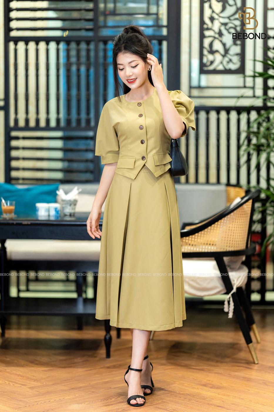 SET BỘ ÁO KÝ GIẢ CHÂN VÁY XÒE MÀU XANH BƠ ANGELA