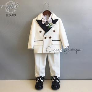 Set vest comple trắng