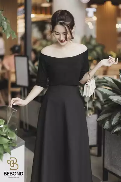 Chân váy xòe dài màu đen - Salise Skirt