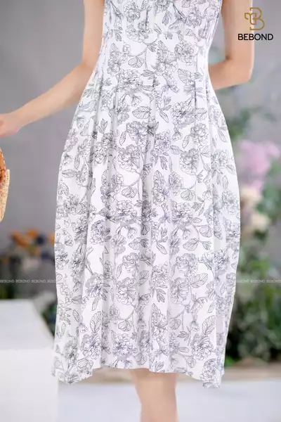 Đầm lilen hoa tím than 2 dây LAVIS